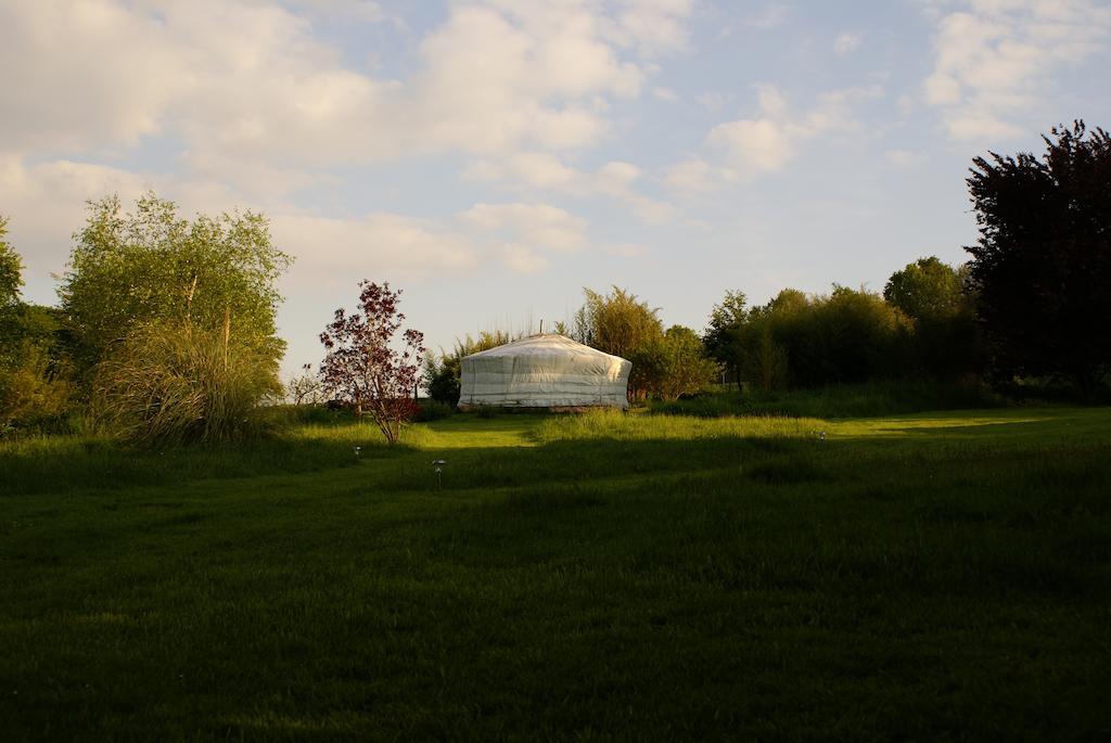 Le Refuge Du Clos Du Moulin Брион Стая снимка