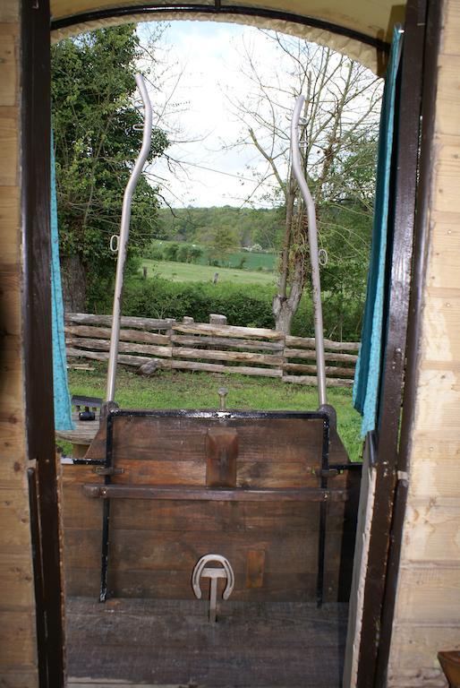 Le Refuge Du Clos Du Moulin Брион Стая снимка